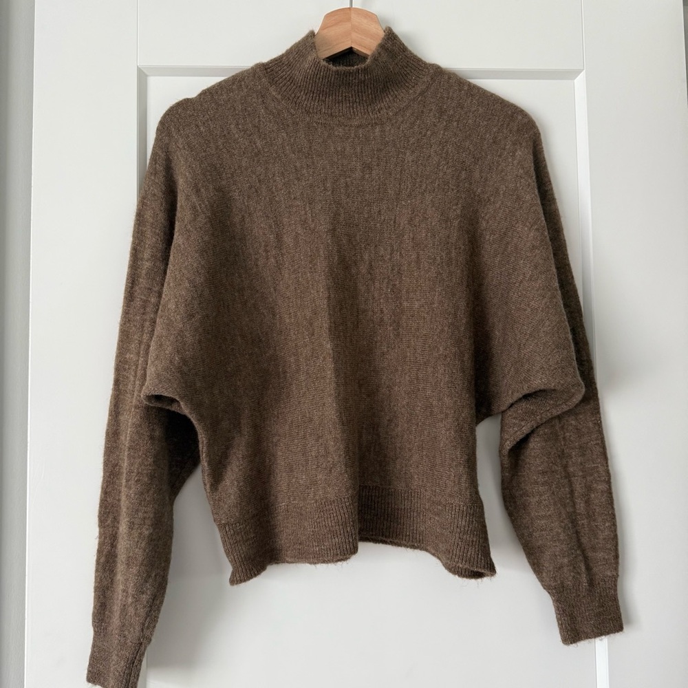 H&M sweater